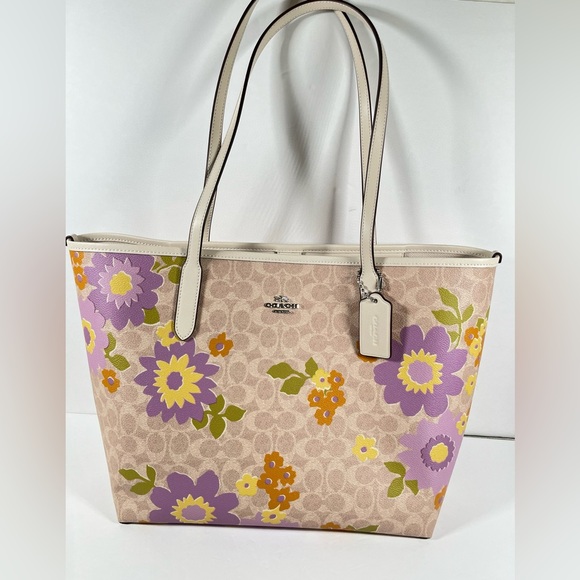 Coach Handbags - NWT COACH City Tote Bag Signature Canvas With Floral Print Silver/Sand